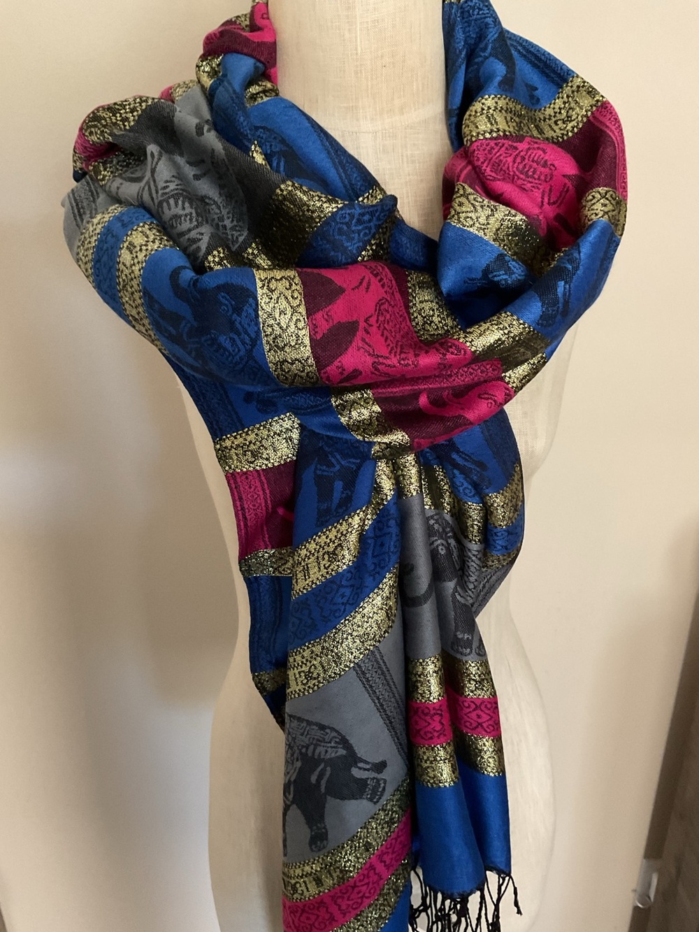 pashmina100% Cashmere Blue, Pink, Gray Elephant Pattern Shawl with Gold Accents.